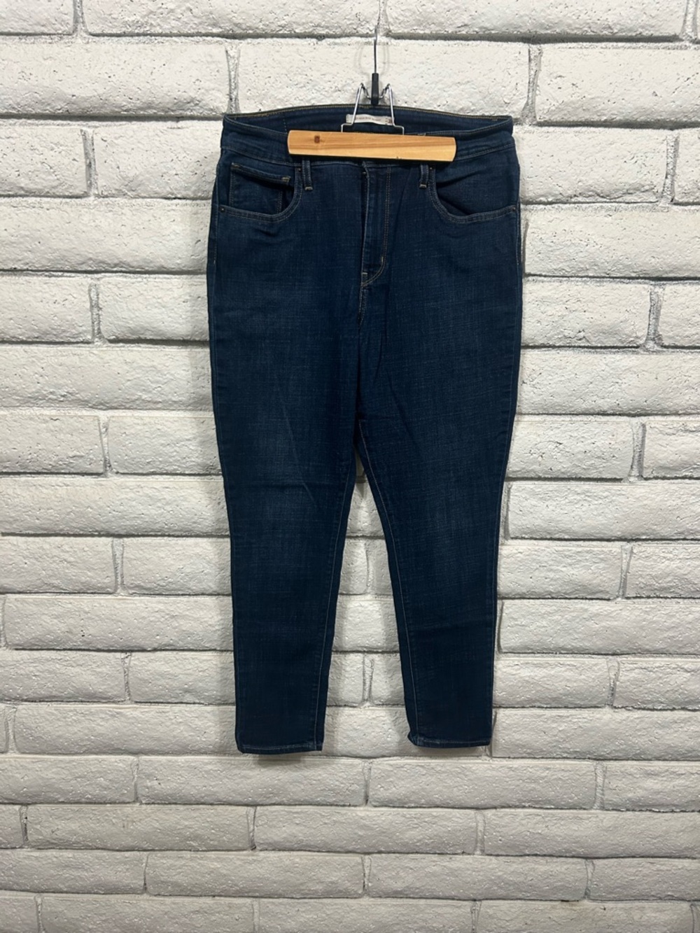 Levi’s 721 High Rise Skinny Jeans Dark Wash Women’s Size 31 Stretch Denim